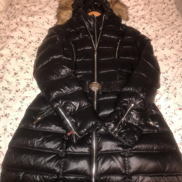Genuine coyote trim belted puffer - Picture 2 of 8